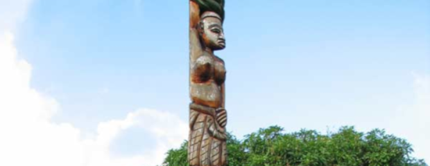 Totem_93x360_0